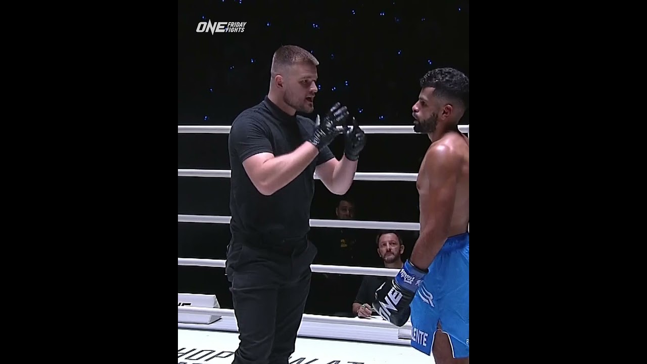 Prajanchai  drops Akram Hamidi en route to a unanimous decision win in his kickboxing debut!