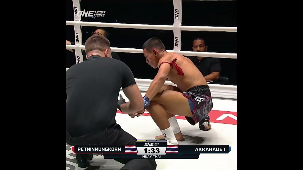 Throwing HEAT  Petninmungkorn debuts with a first round KO!